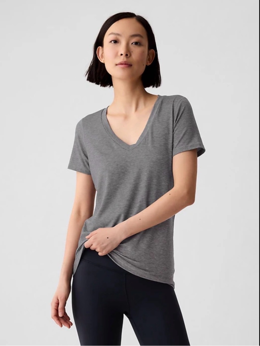 NWT GAP Everyday Gray V-Neck Short Sleeve Tee Shirt Women’s XS Soft Basic Top